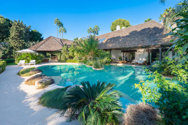 Villa Front Line Golf dans une communauté fermée