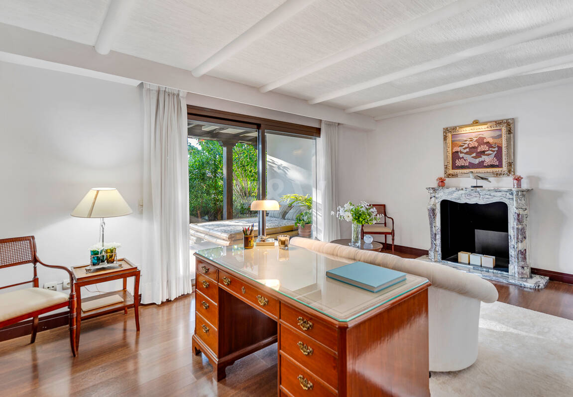 Villa Front Line Golf dans une communauté fermée