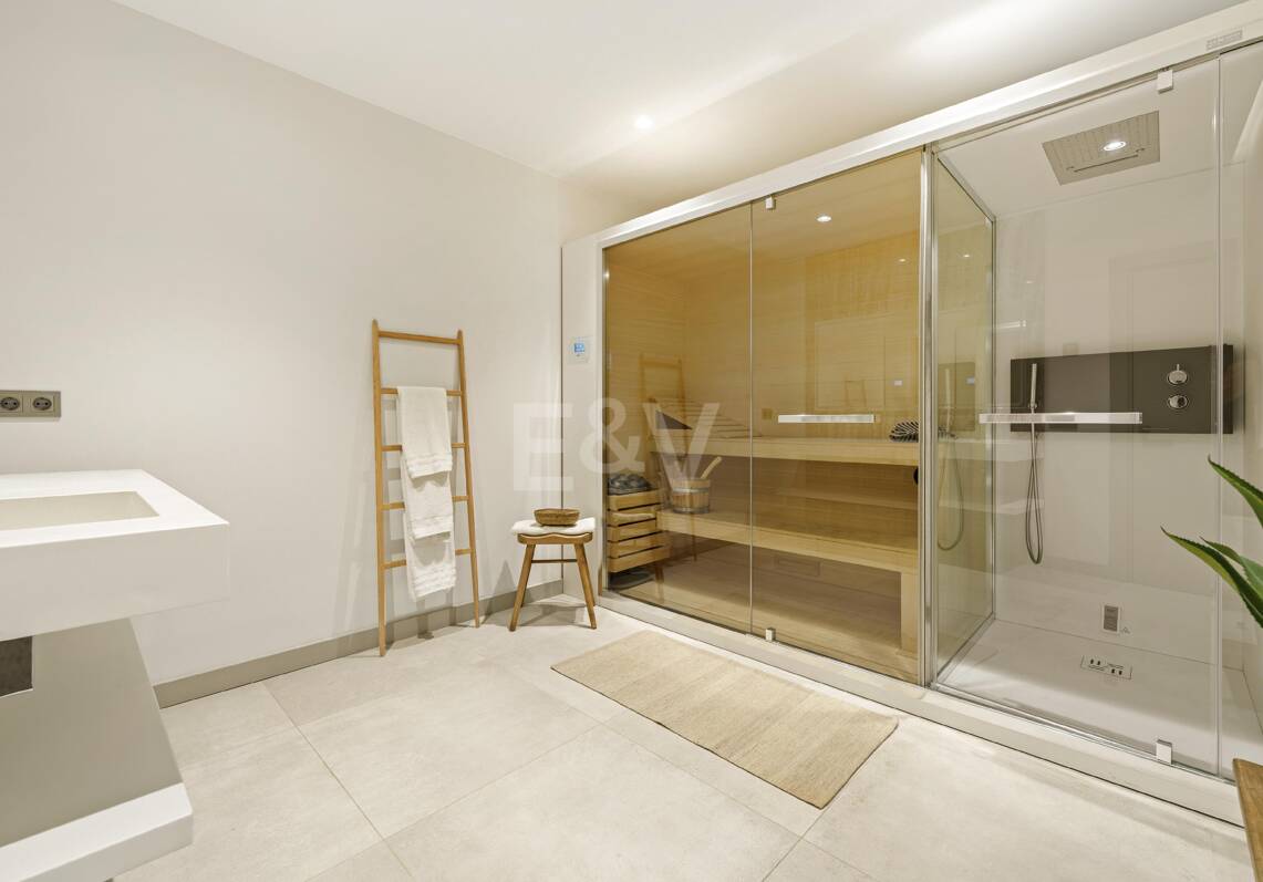 Luxury Contemporary Villa just few Minutes from Puerto Banús