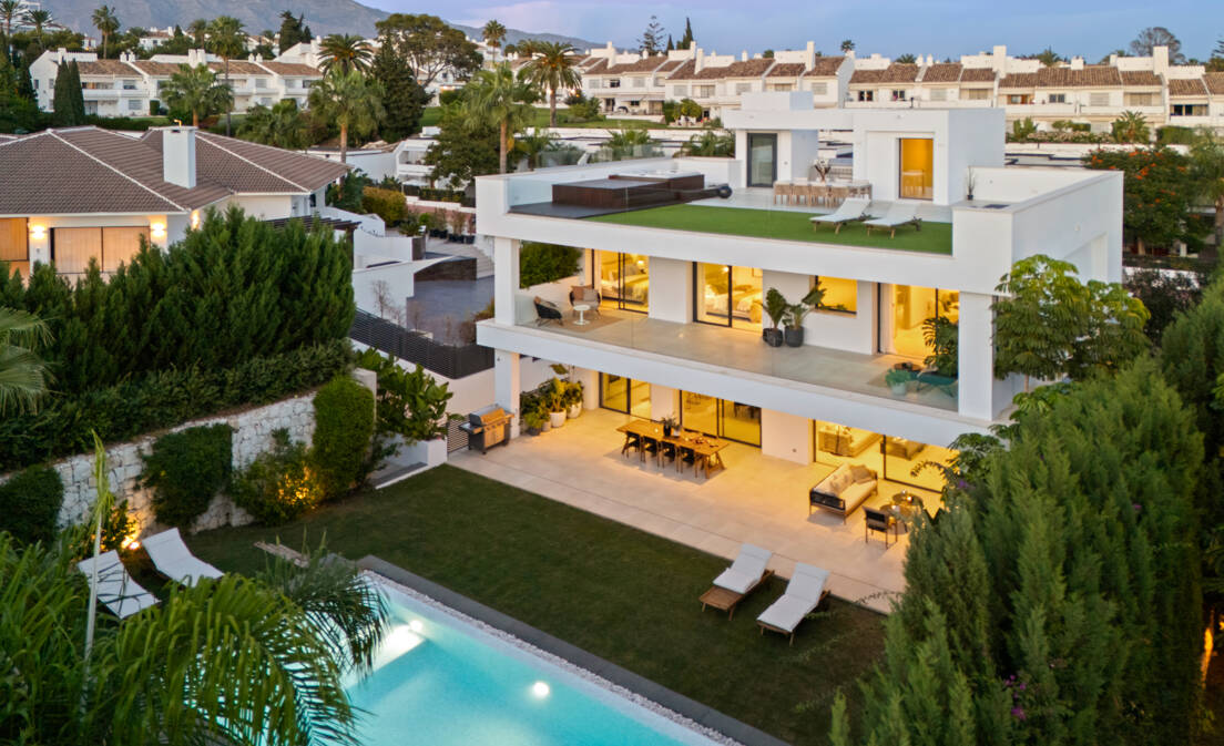 Luxury Contemporary Villa just few Minutes from Puerto Banús