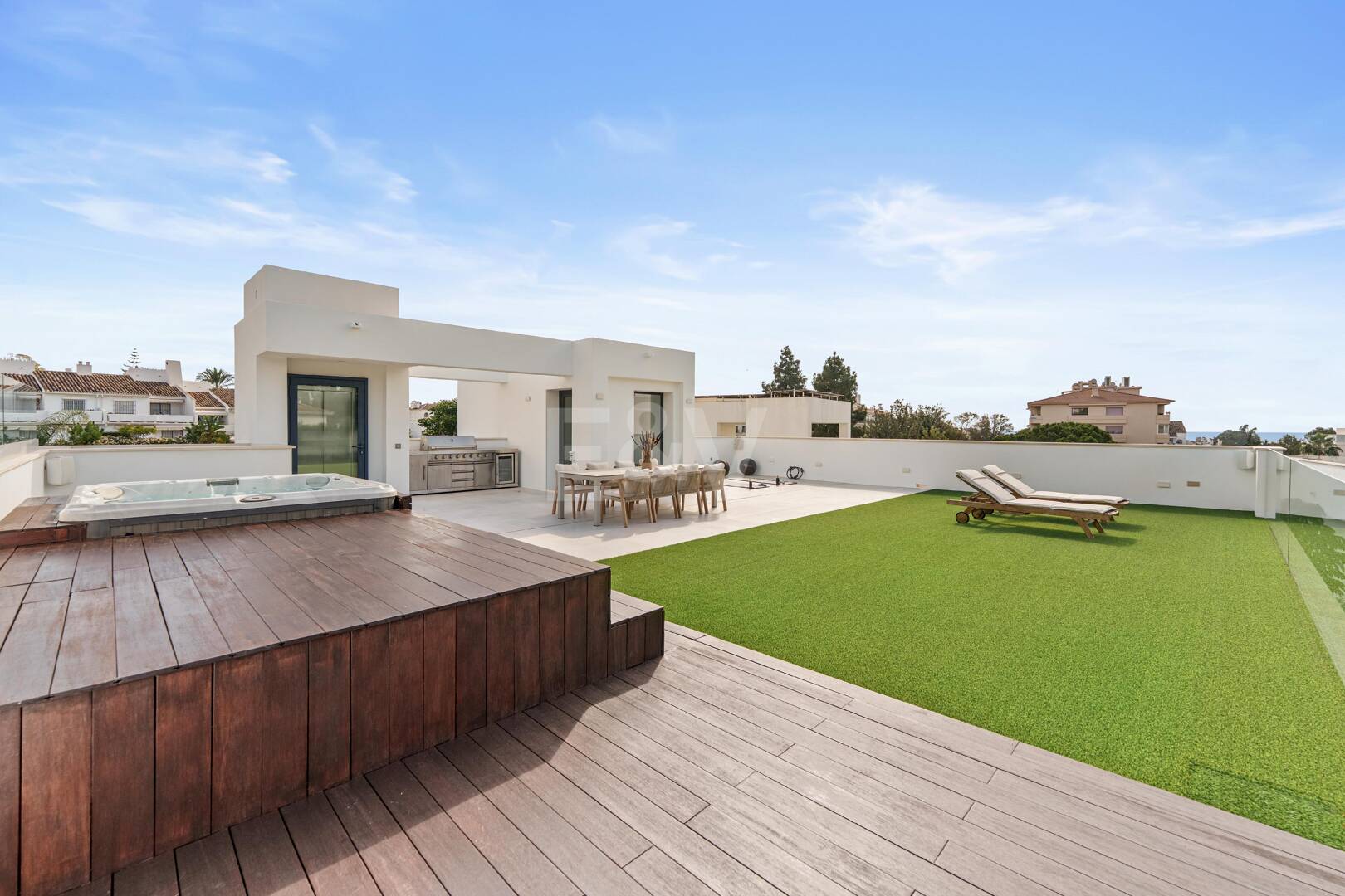 Lujosa villa contemporánea a pocos minutos de Puerto Banús