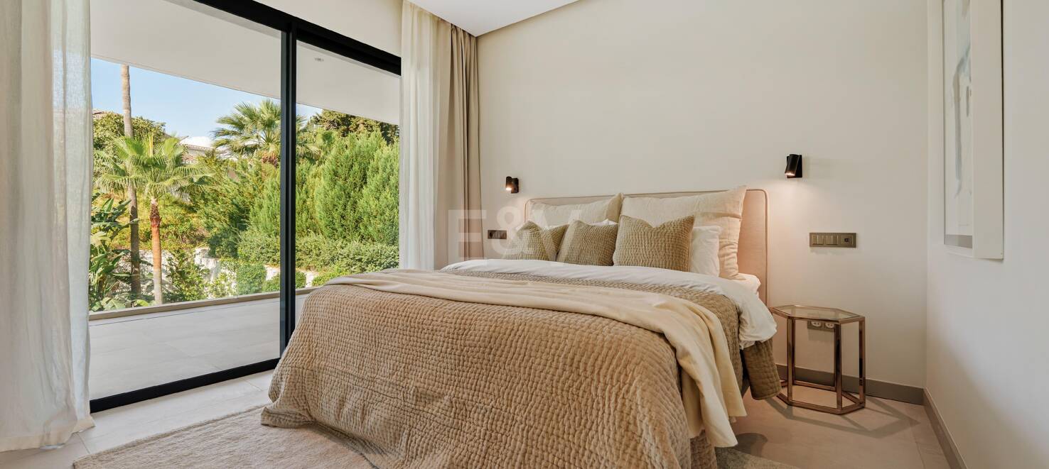 Luxuriöse zeitgemäße Villa nur wenige Minuten von Puerto Banús entfernt