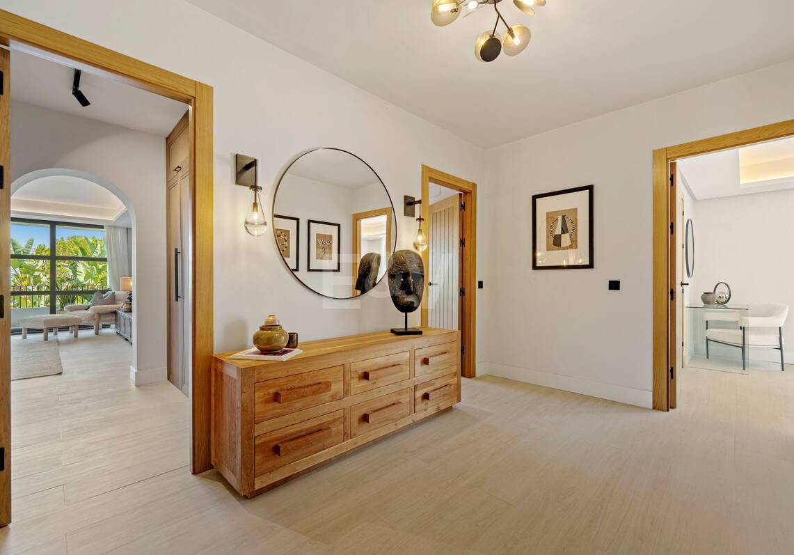 A Landmark Residence in Nueva Andalucía for an Exceptional Lifestyle