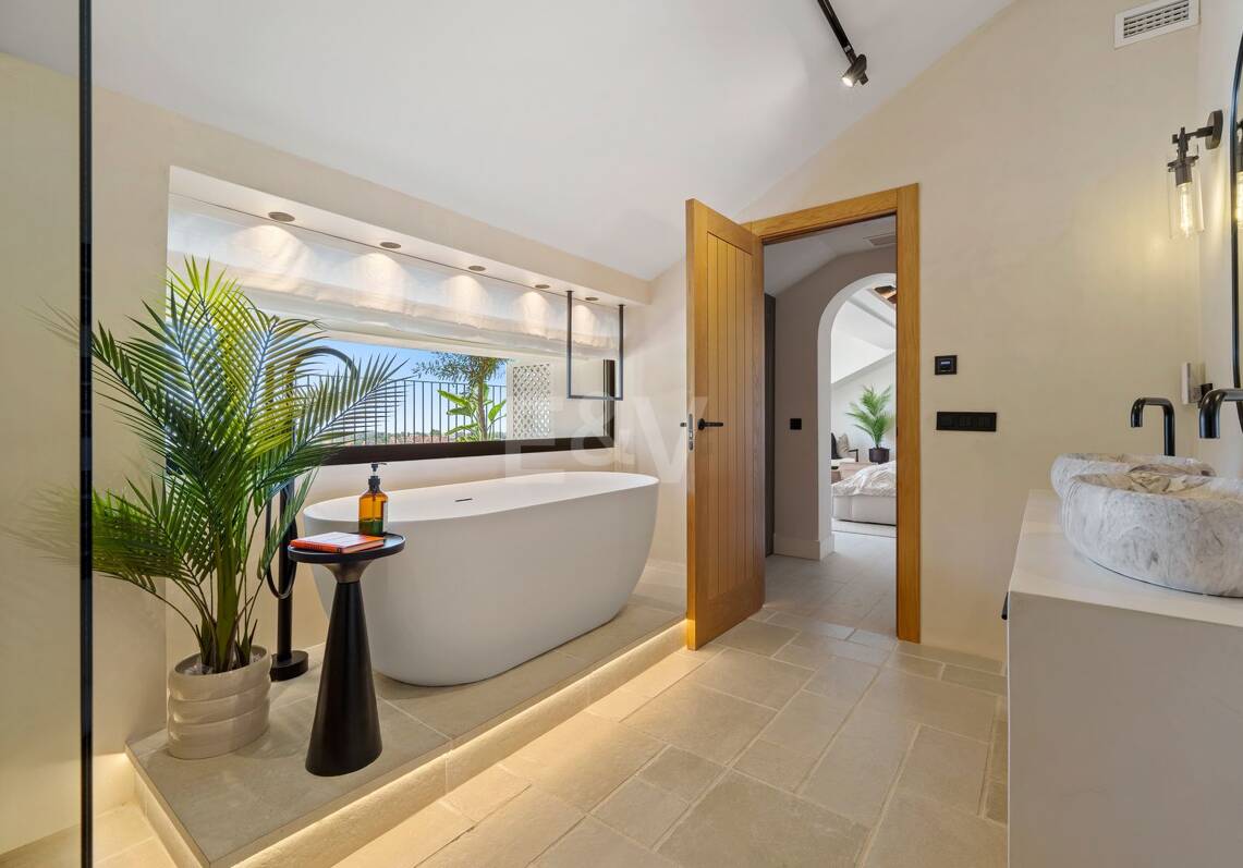 A Landmark Residence in Nueva Andalucía for an Exceptional Lifestyle