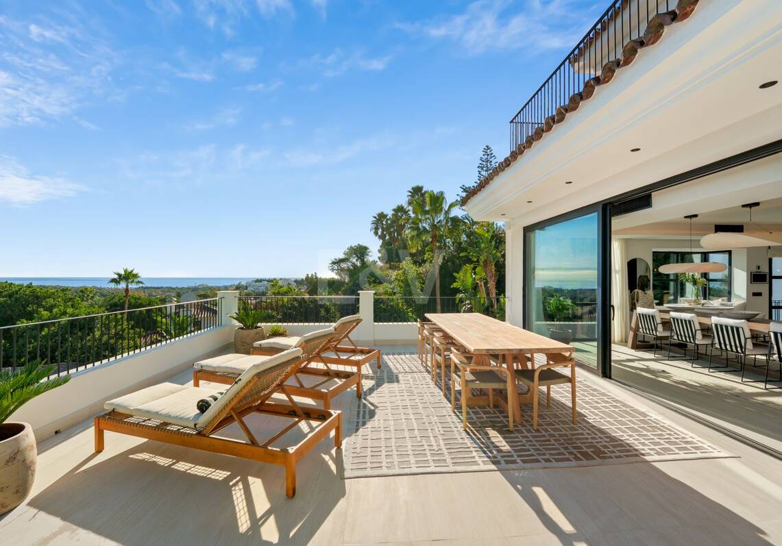 A Landmark Residence in Nueva Andalucía for an Exceptional Lifestyle