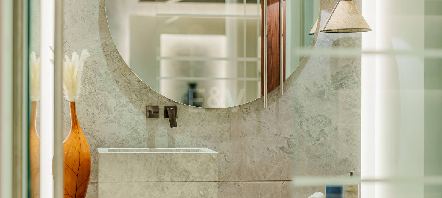 Ein zeitgenössisches Refugium mit atemberaubendem Meerblick