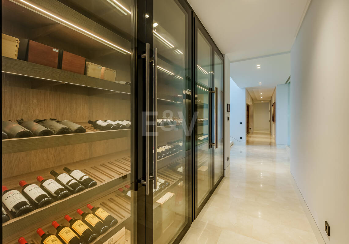 Masterpiece-Villa moderne Vue imprenable sur la mer