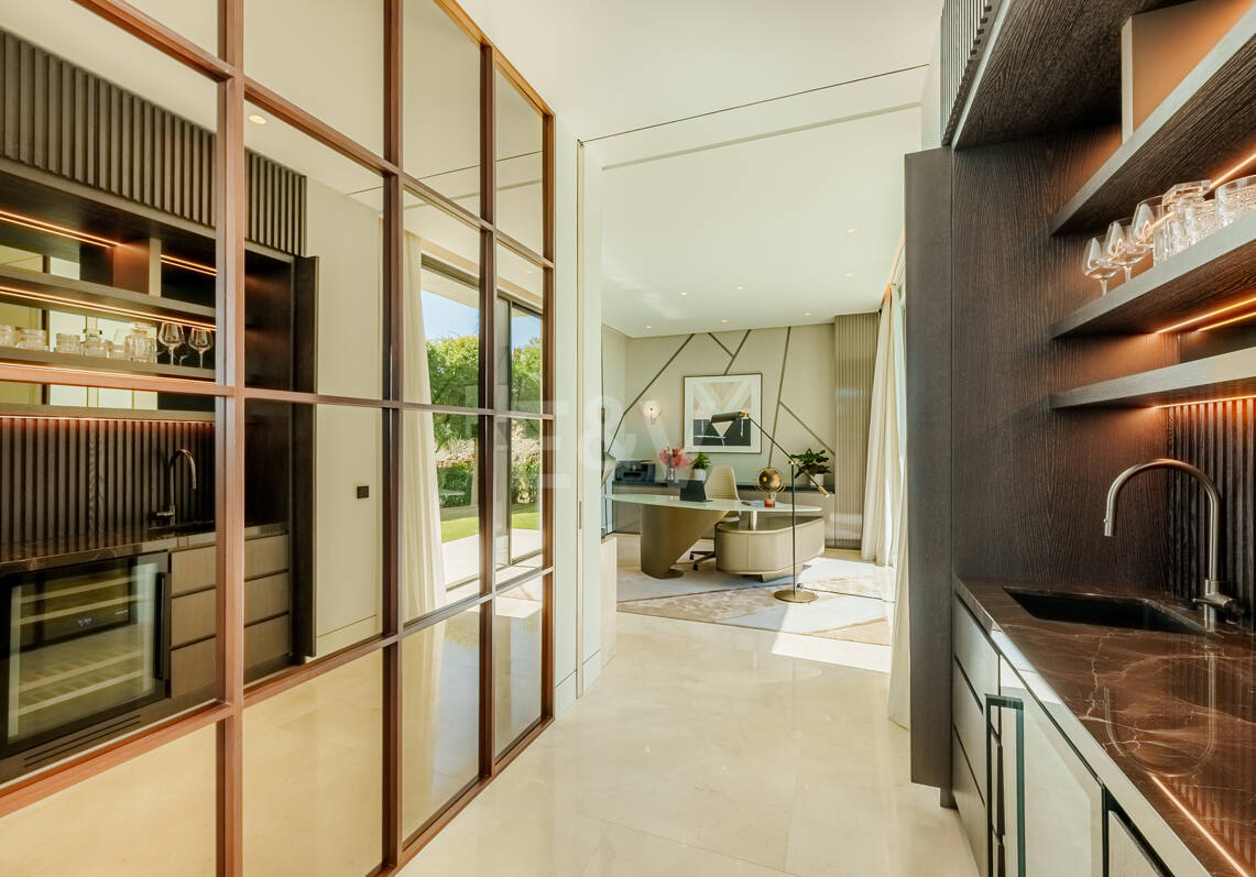 Masterpiece-Villa moderne Vue imprenable sur la mer