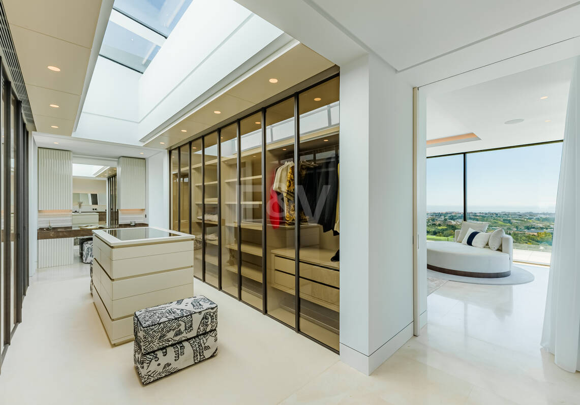 Masterpiece-Villa moderne Vue imprenable sur la mer