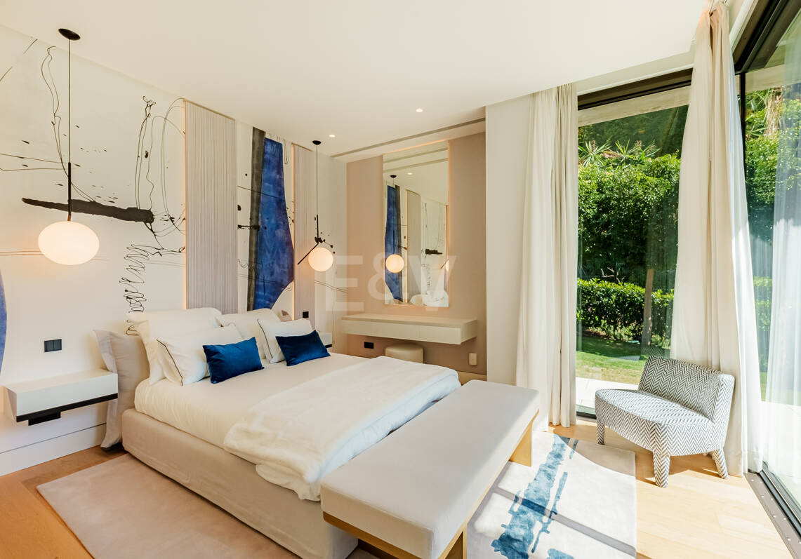 Masterpiece-Villa moderne Vue imprenable sur la mer