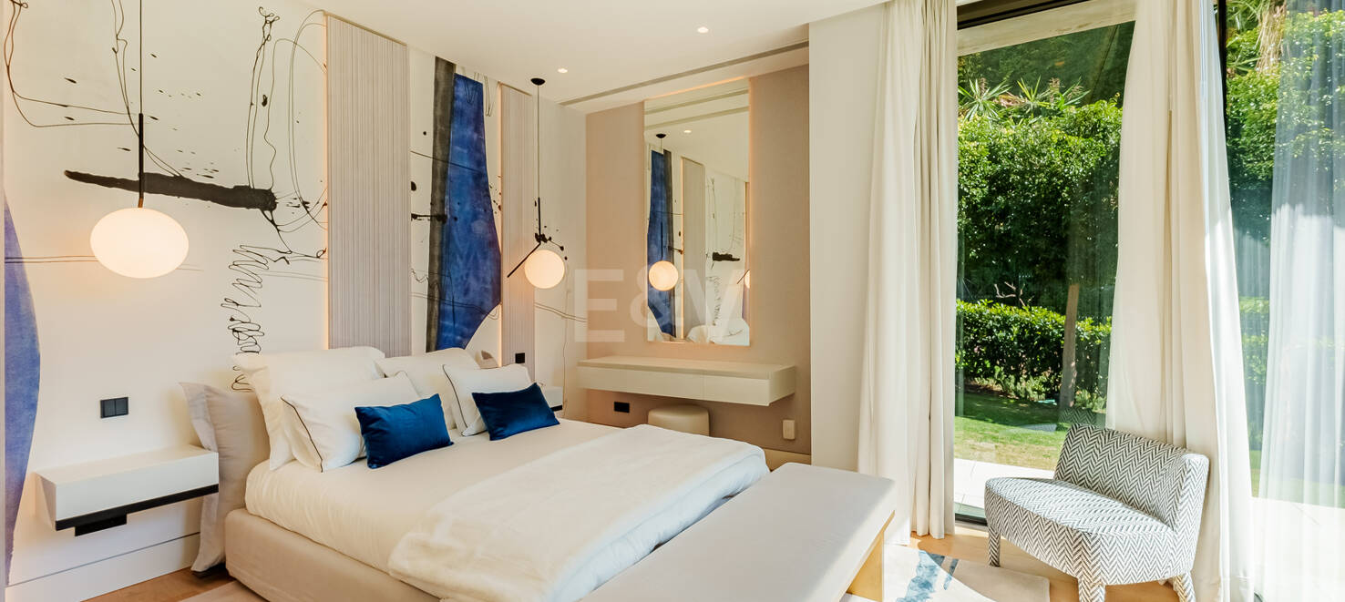 Ein zeitgenössisches Refugium mit atemberaubendem Meerblick