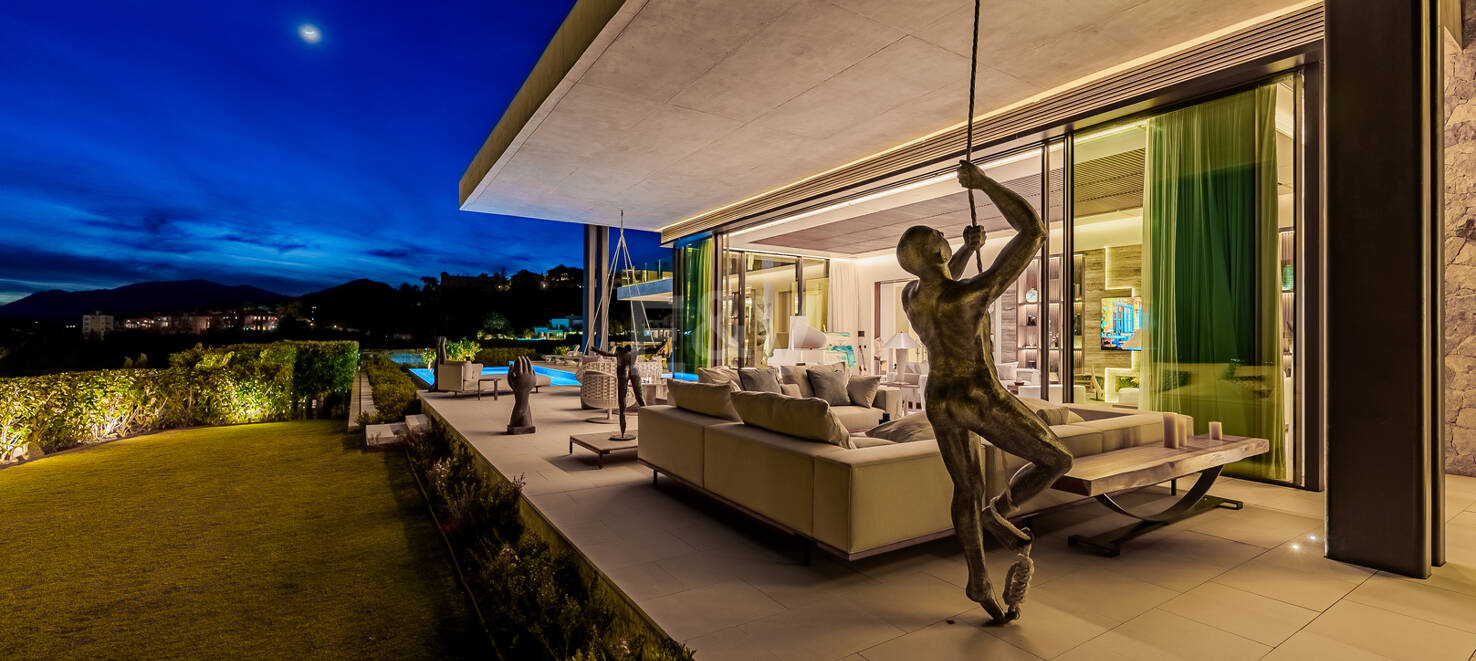 Ein zeitgenössisches Refugium mit atemberaubendem Meerblick