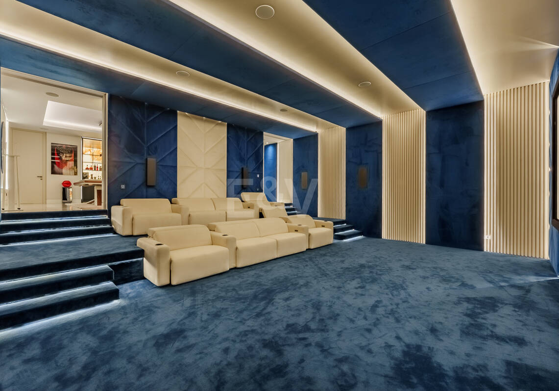 Masterpiece-Villa moderne Vue imprenable sur la mer