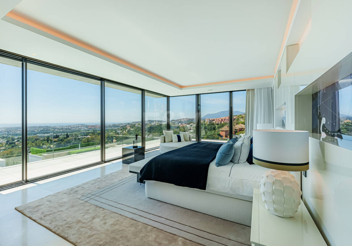 Masterpiece-Villa moderne Vue imprenable sur la mer