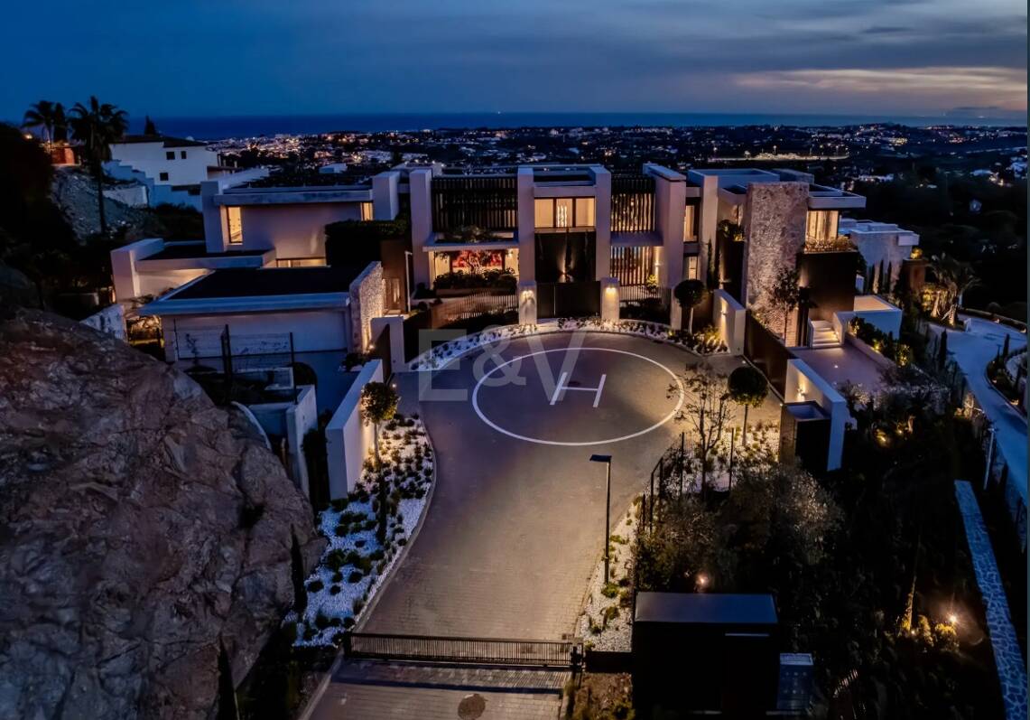 Masterpiece-Villa moderne Vue imprenable sur la mer