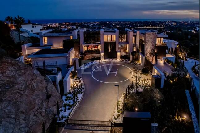 En samtida helgedom med havsutsikt