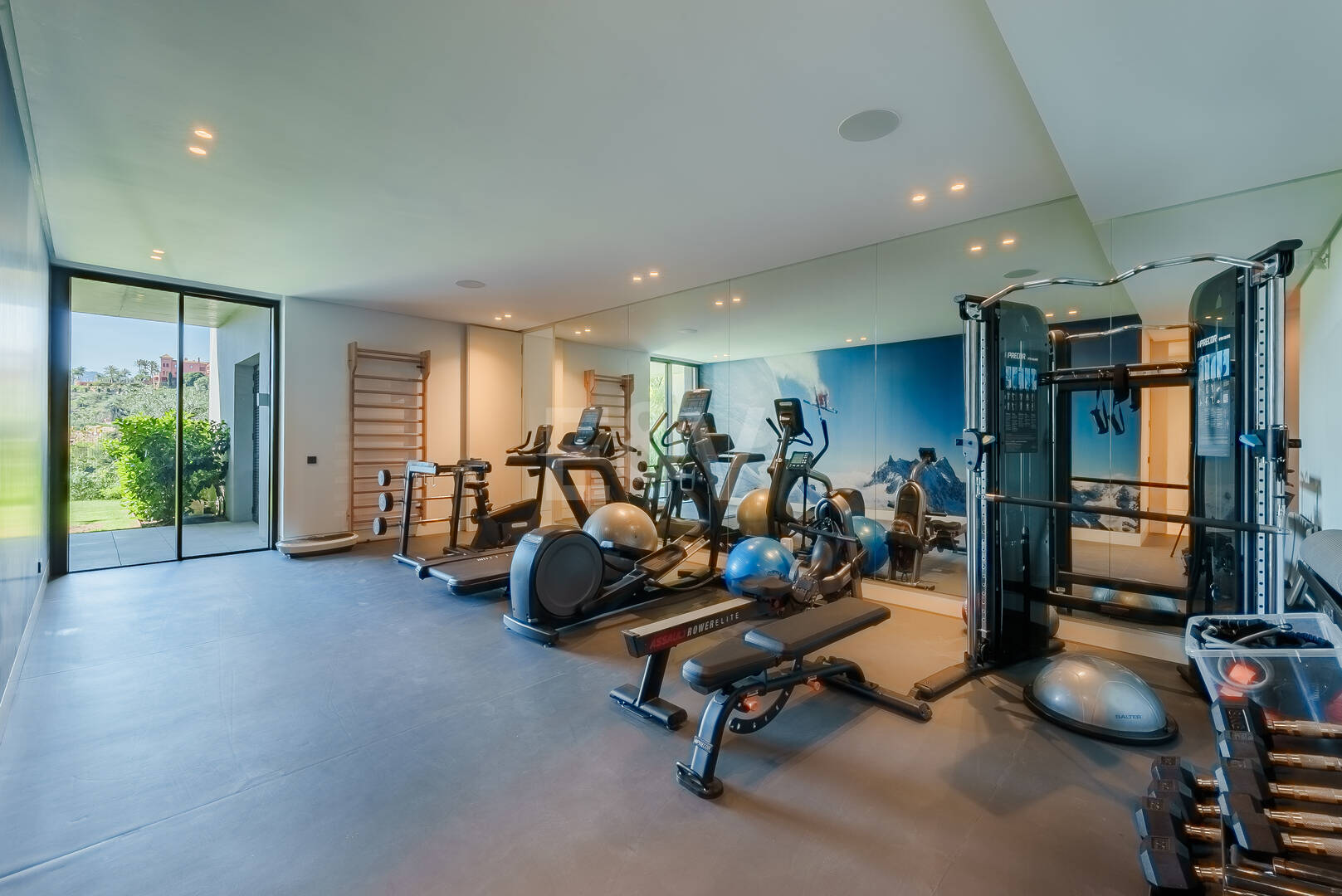 Un santuario contemporáneo con impresionantes vistas al mar