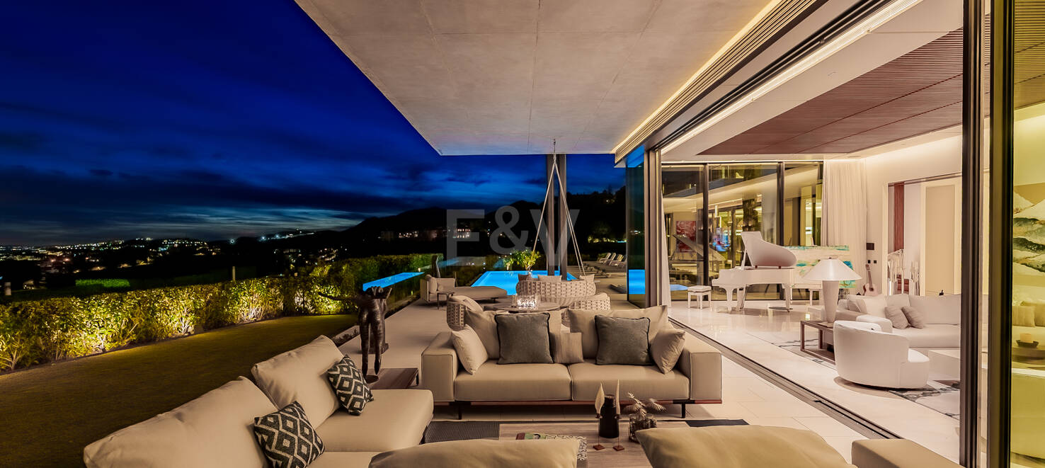 Ein zeitgenössisches Refugium mit atemberaubendem Meerblick