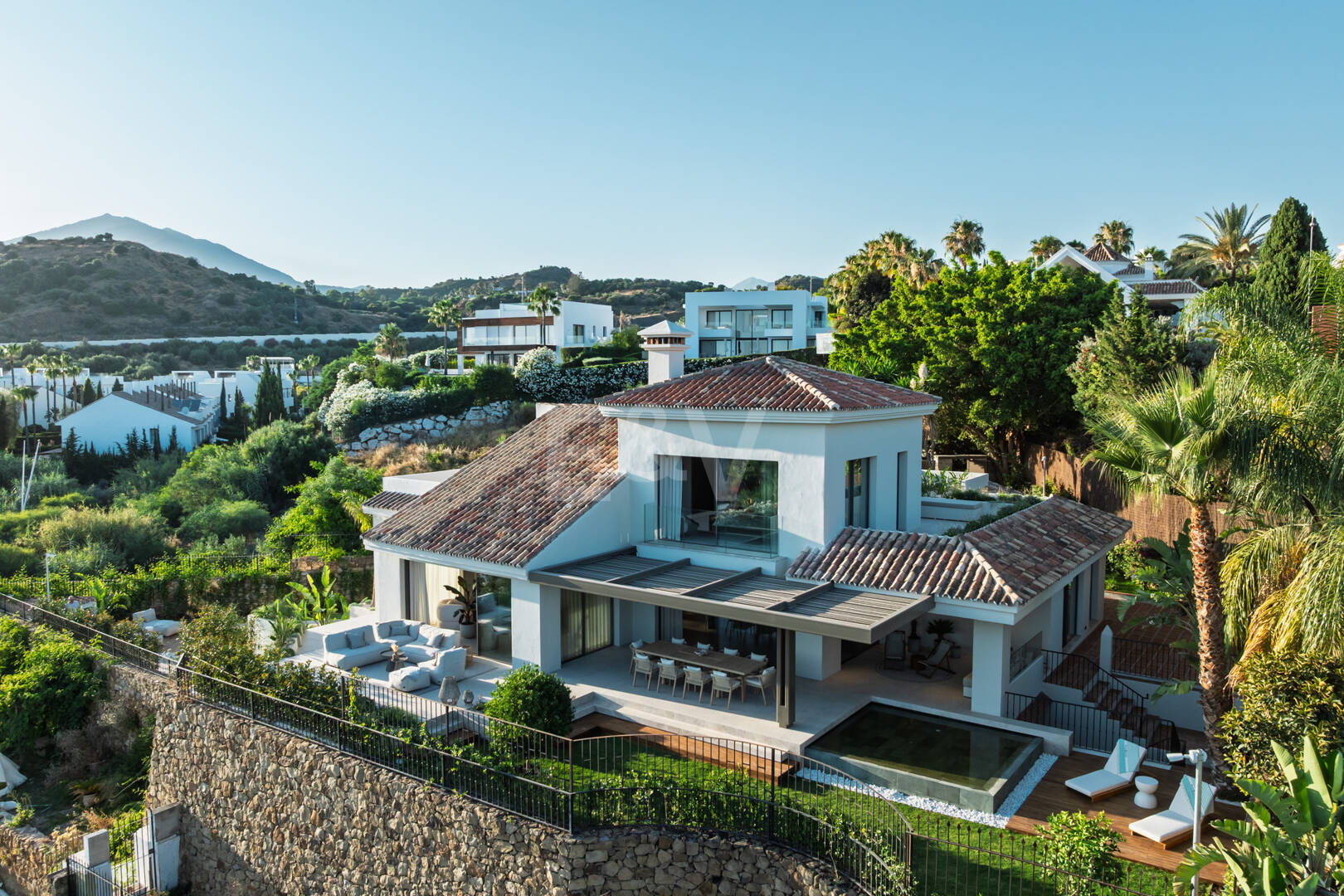 Villa élégante dans les meilleures vallées de golf de Marbella