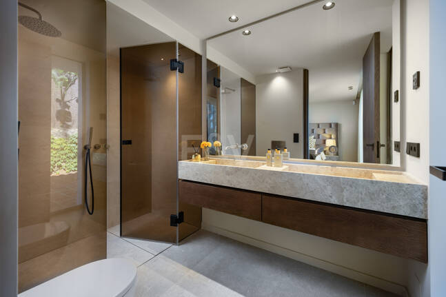 Elegante villa en los mejores Valles de Golf de Marbella