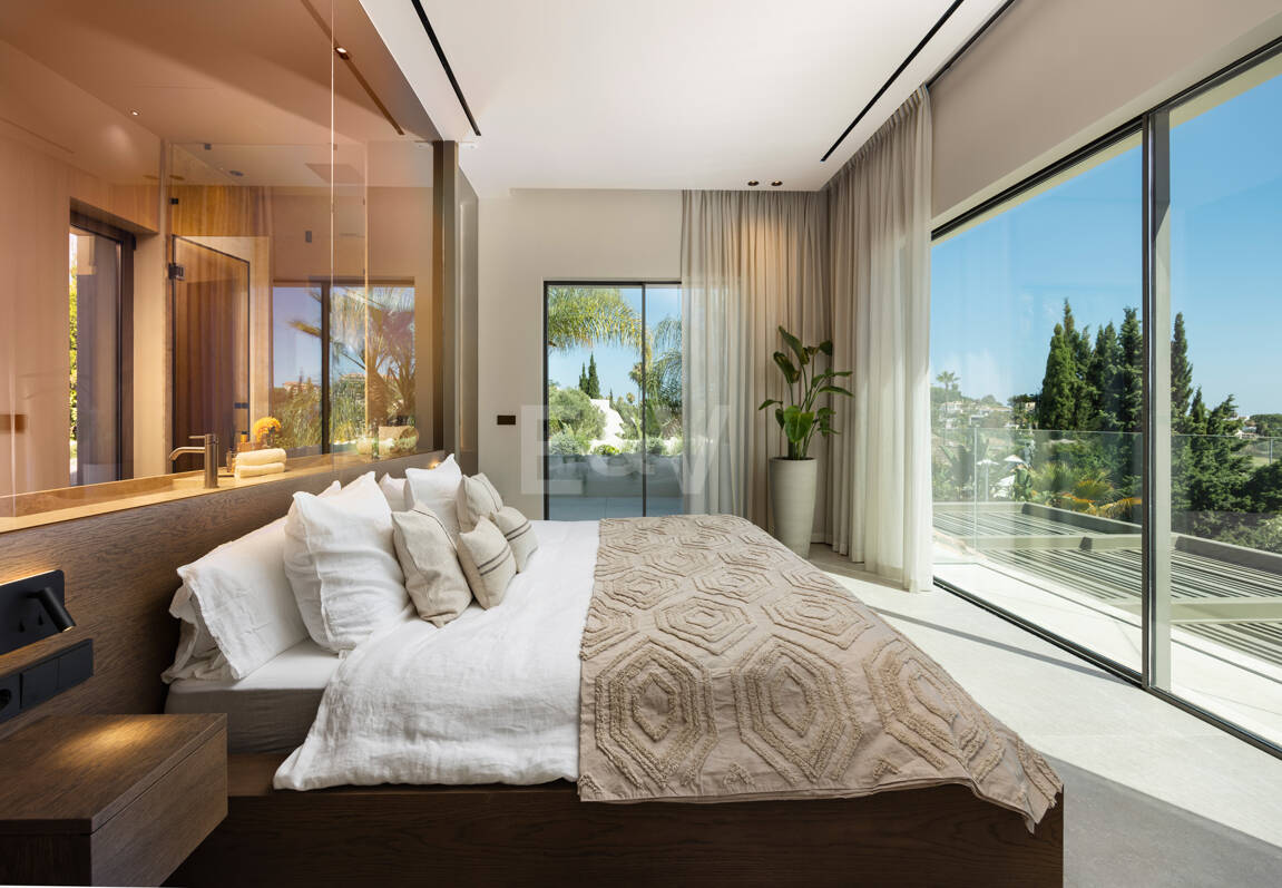 Elegante villa en los mejores Valles de Golf de Marbella