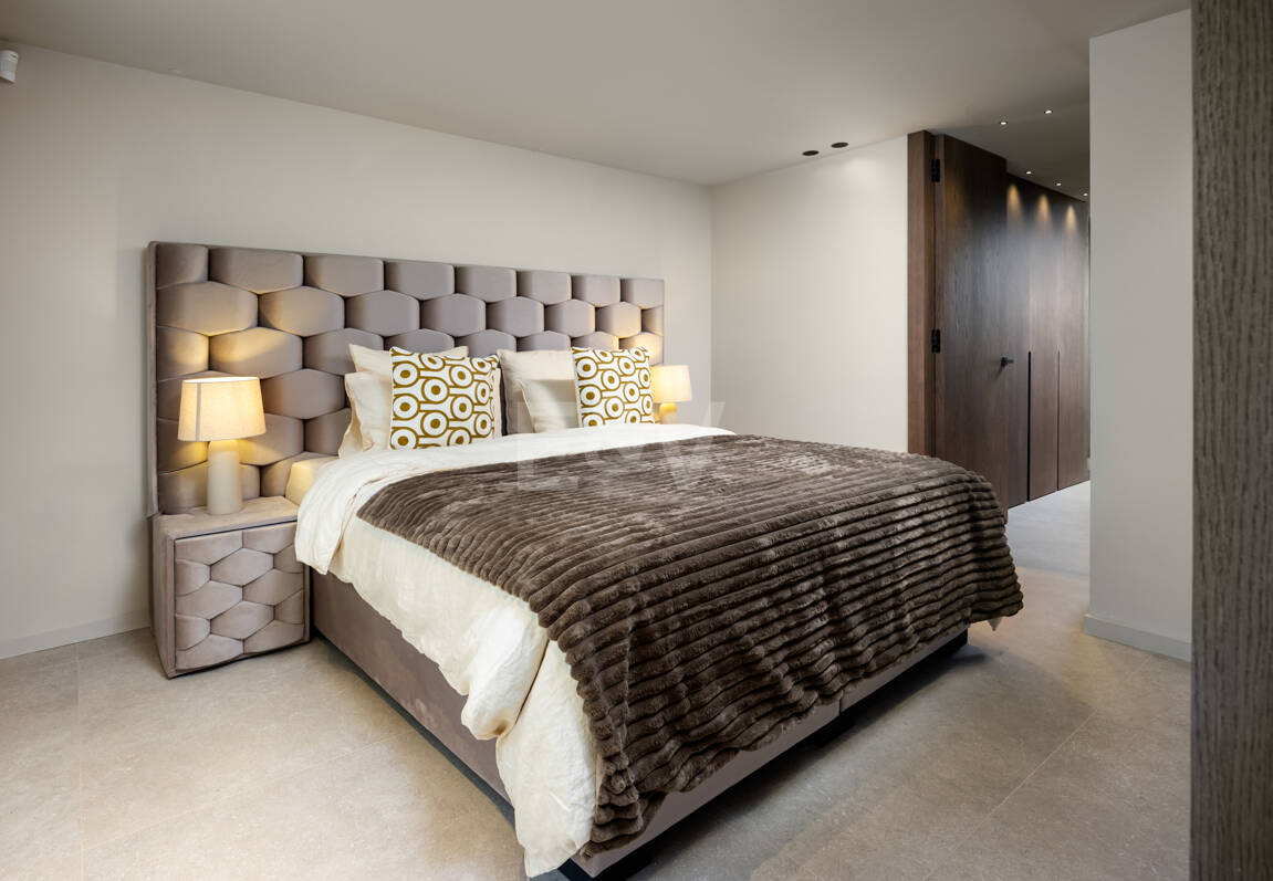 Elegante villa en los mejores Valles de Golf de Marbella