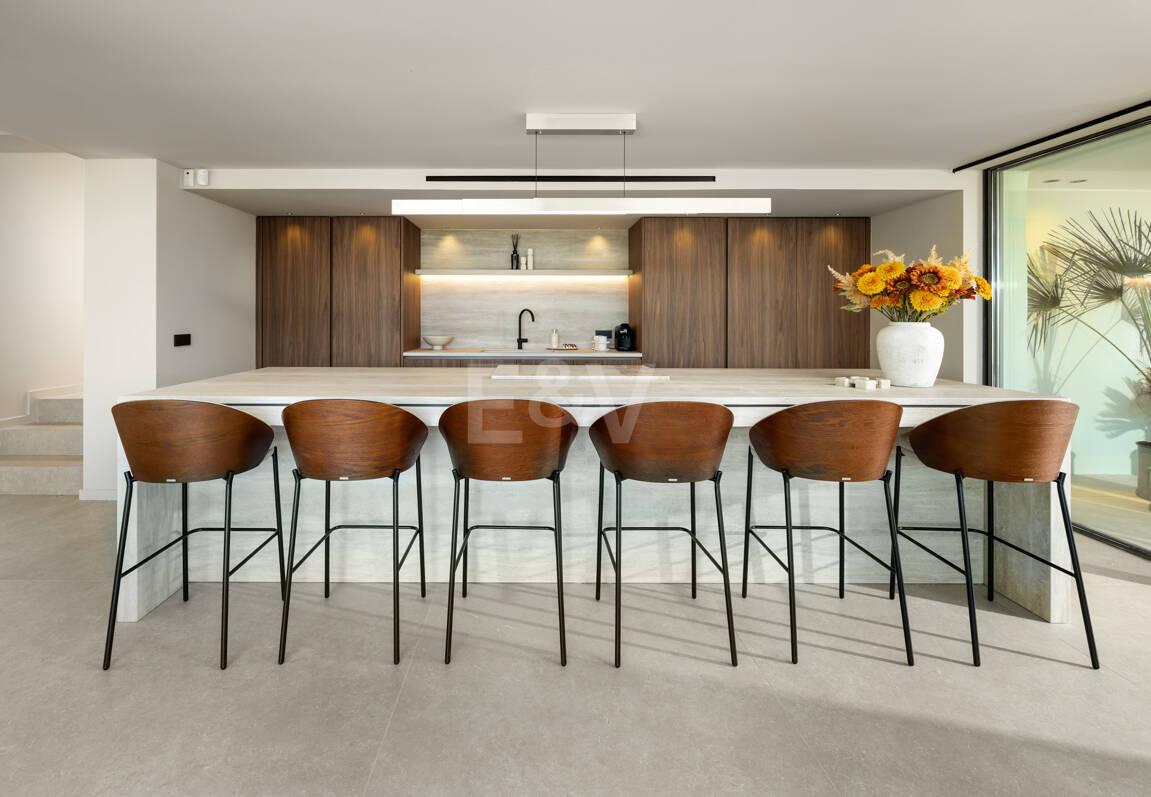 Elegante villa en los mejores Valles de Golf de Marbella