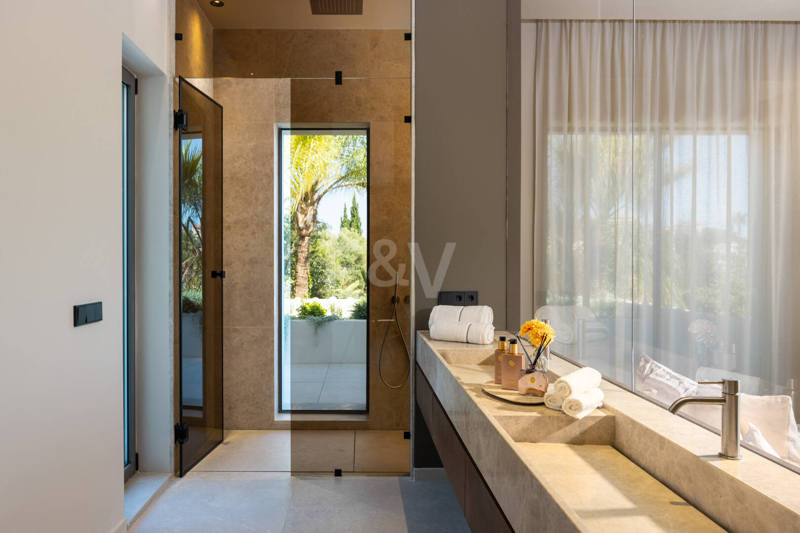 Villa élégante dans les meilleures vallées de golf de Marbella