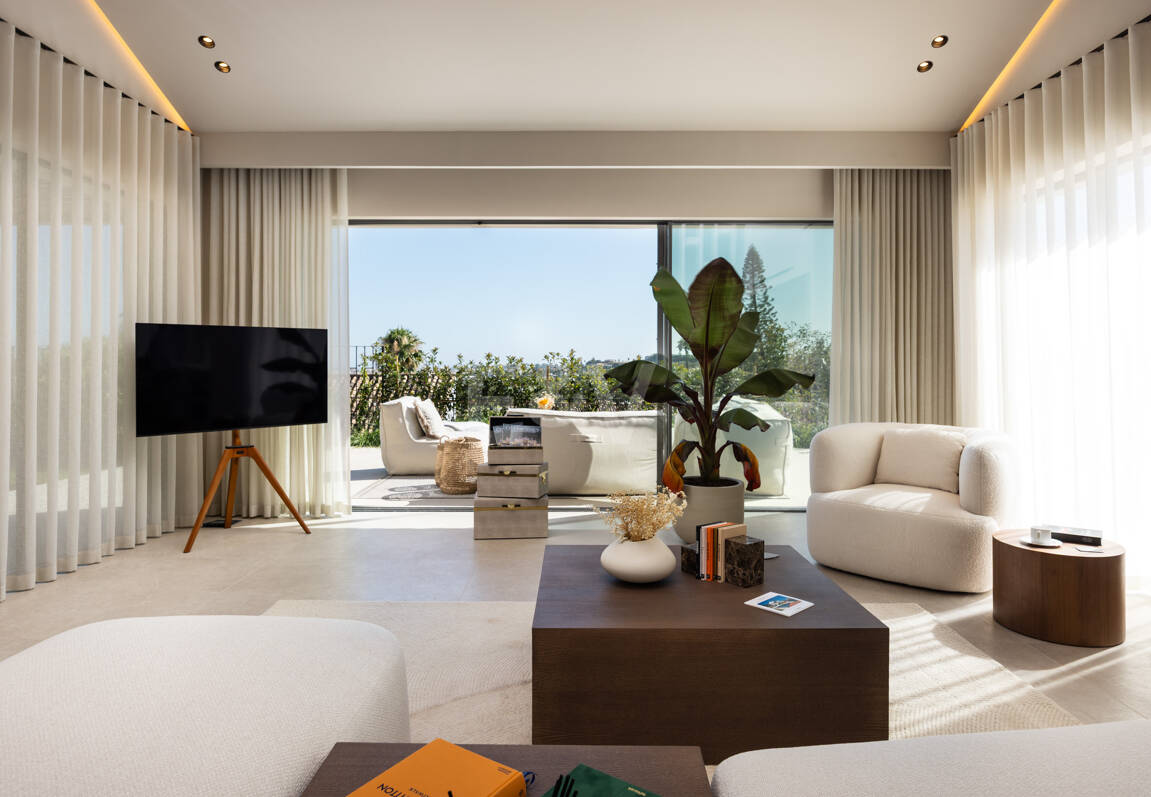 Elegante villa en los mejores Valles de Golf de Marbella