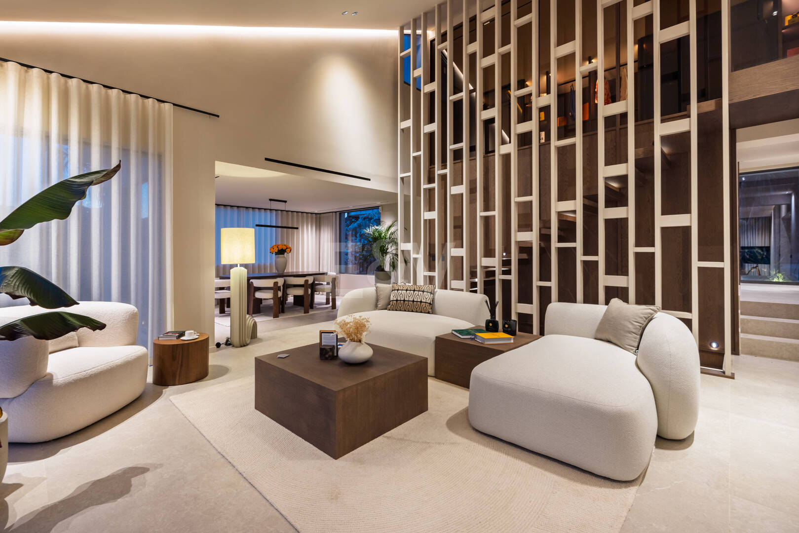 Elegante villa en los mejores Valles de Golf de Marbella