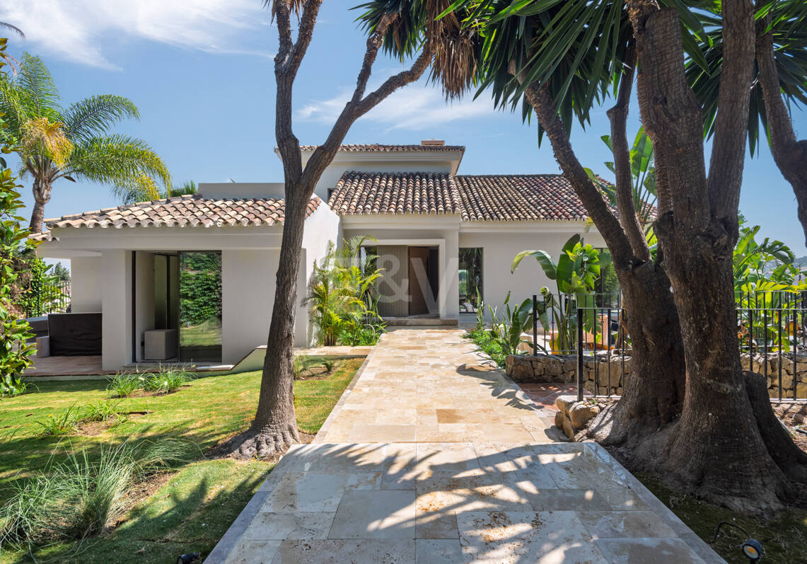 Villa élégante dans les meilleures vallées de golf de Marbella