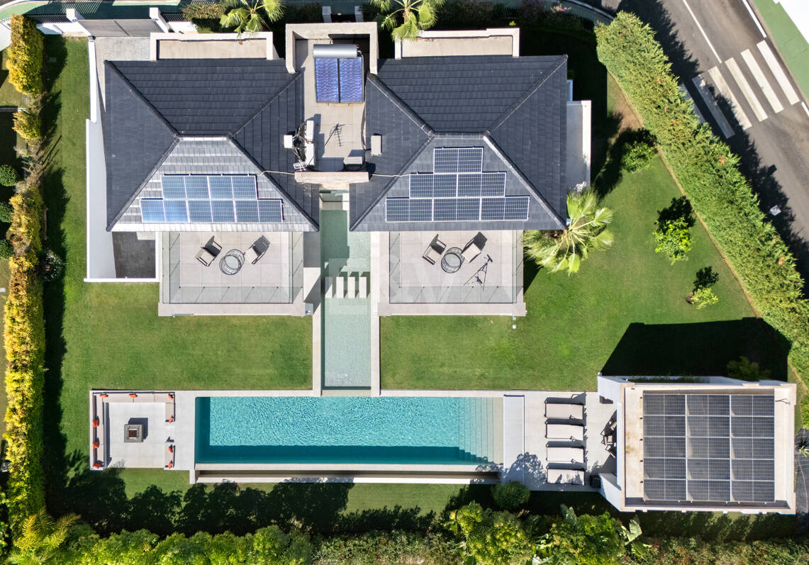 Zeitgemäße Luxusvilla mit Weitblick und exklusiven Annehmlichkeiten