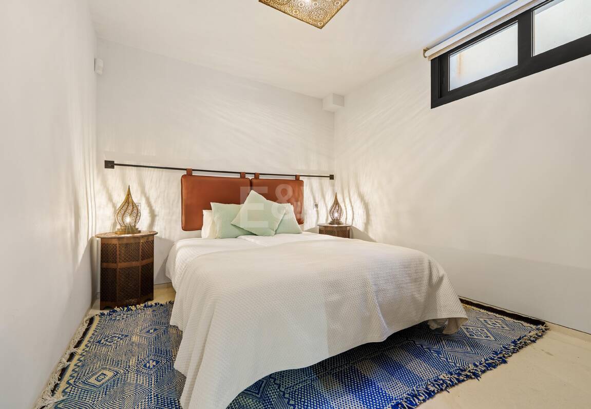 Villa contemporánea con impresionantes vistas en comunidad cerrada