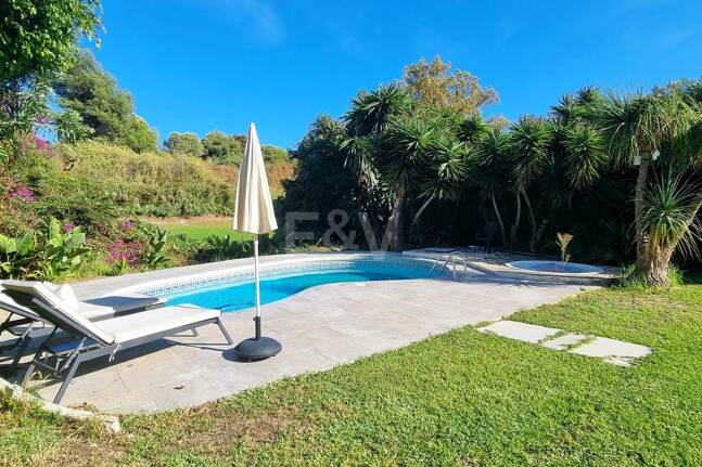 Modern Villa for Long Term Rent in Guadalmina Alta