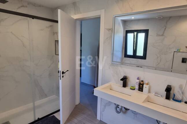 Modern Villa for Long Term Rent in Guadalmina Alta