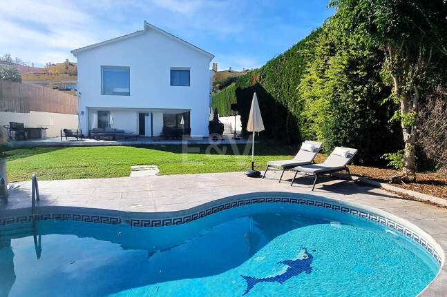 Modern Villa for Long Term Rent in Guadalmina Alta