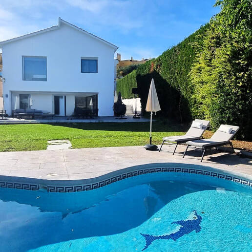 Moderne Villa zur Langzeitmiete in Guadalmina Alta