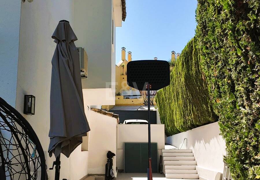 Modern Villa for Long Term Rent in Guadalmina Alta