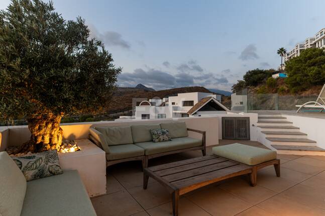 First Line Golf Duplex Penthouse with Private Pool and Sea Views