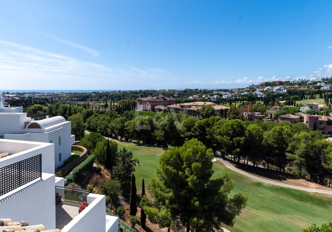 Första Line Golf Duplex Penthouse med privat pool och havsutsikt