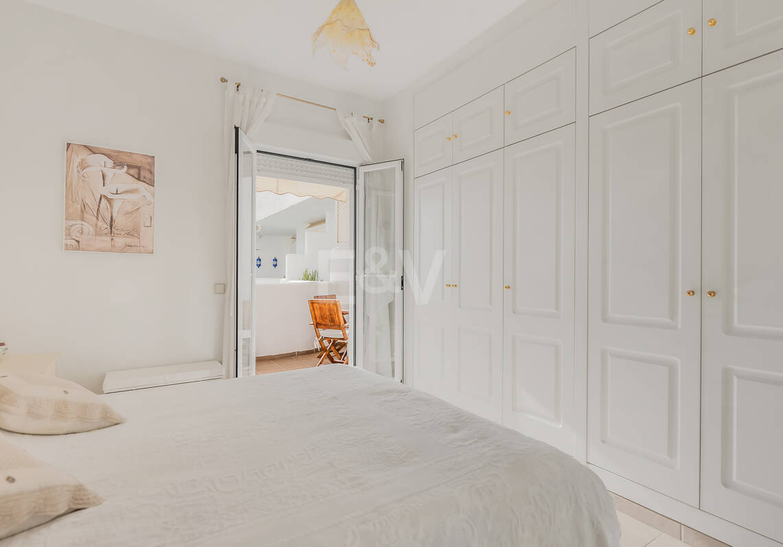 Atemberaubendes Penthouse mit Meerblick an der Goldenen Meile von Marbella, nur wenige Schritte vom Strand und allen Annehmlichkeiten entfernt