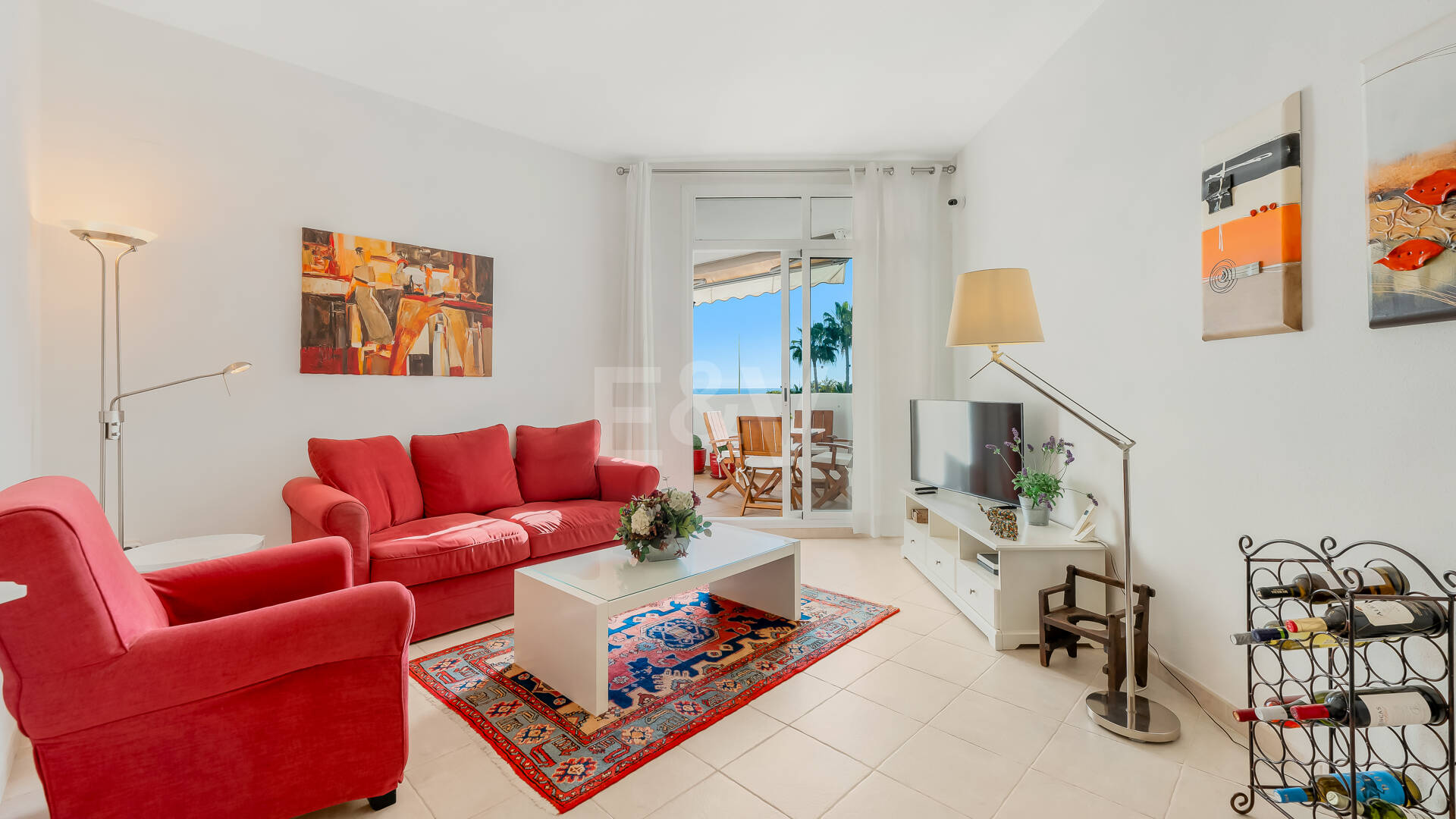 Stunning Sea-View Penthouse on Marbella’s Golden Mile, Steps from Beach & Amenities