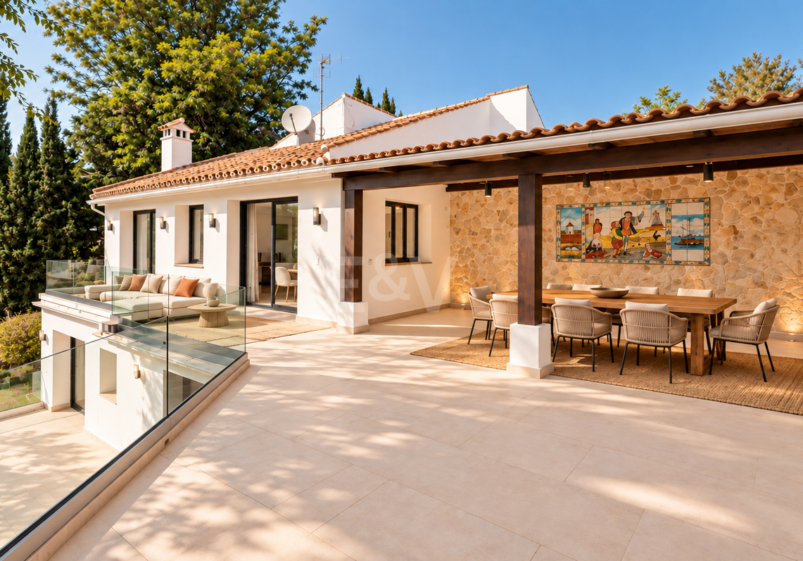 Modern Villa med privat pool och trädgård i El Rosario, Marbella