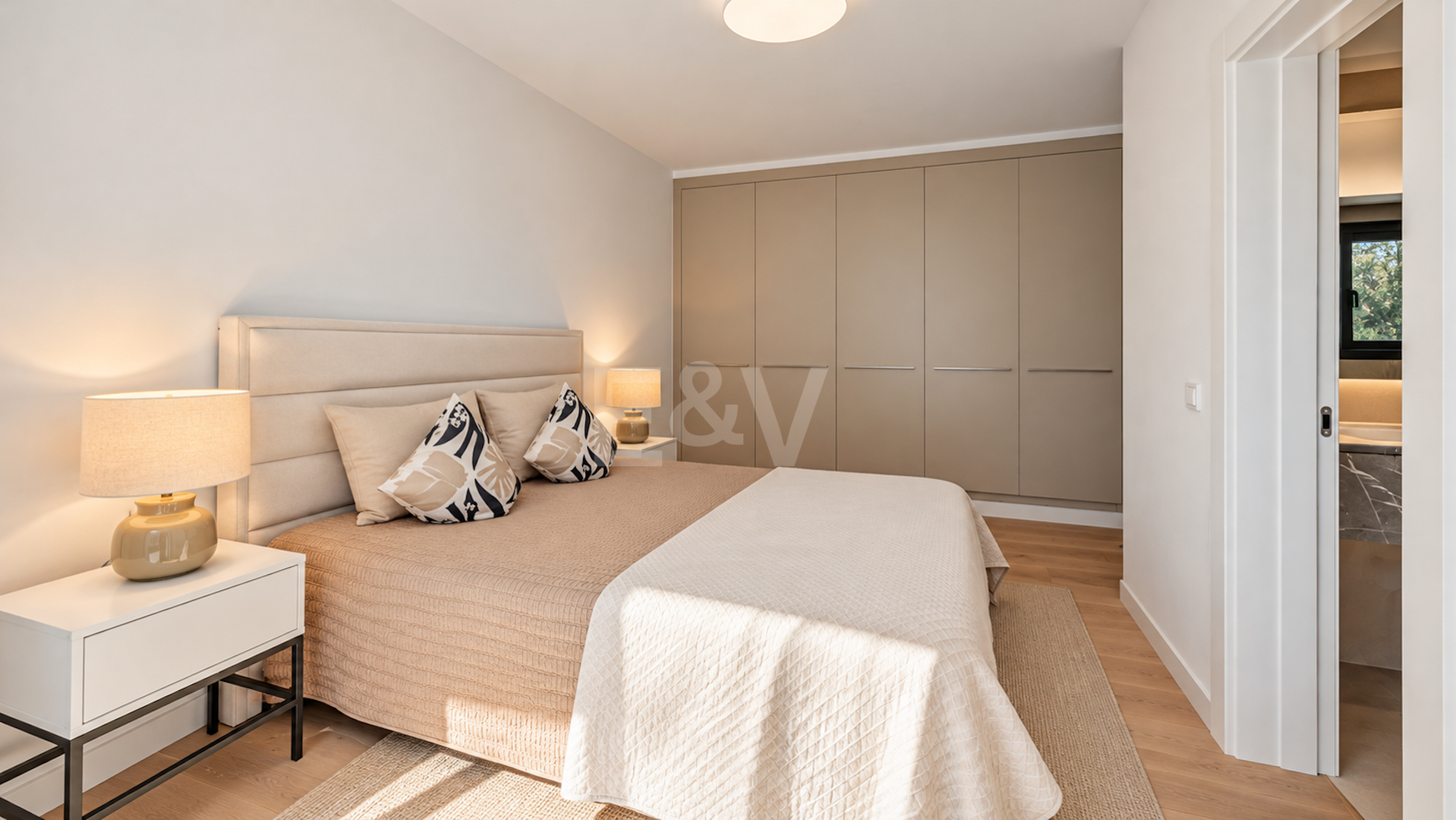 Modern Villa med privat pool och trädgård i El Rosario, Marbella