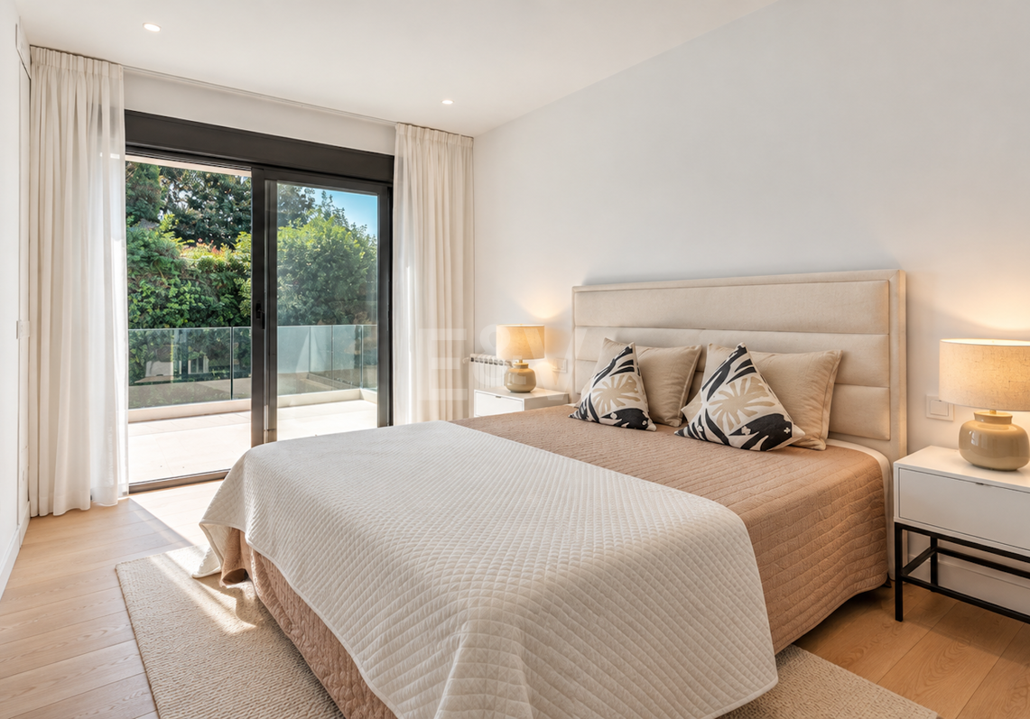 Modern Villa med privat pool och trädgård i El Rosario, Marbella