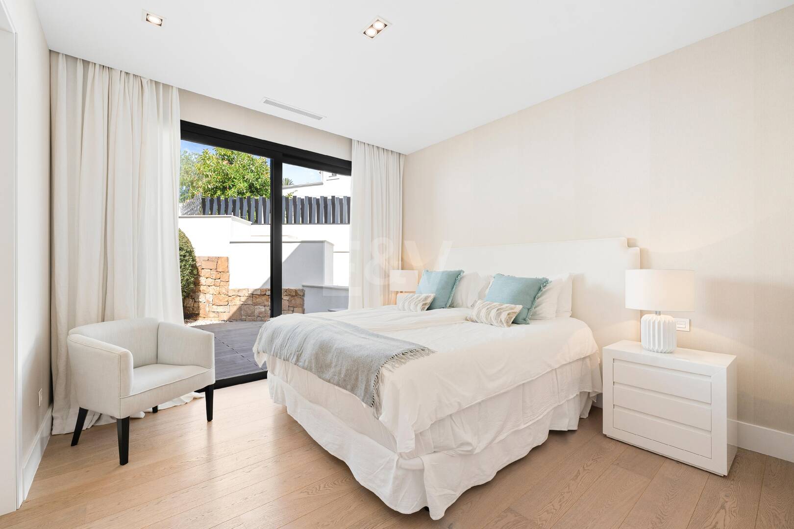 Oszałamiająca willa z panoramicznym widokiem na Los Naranjos Golf area