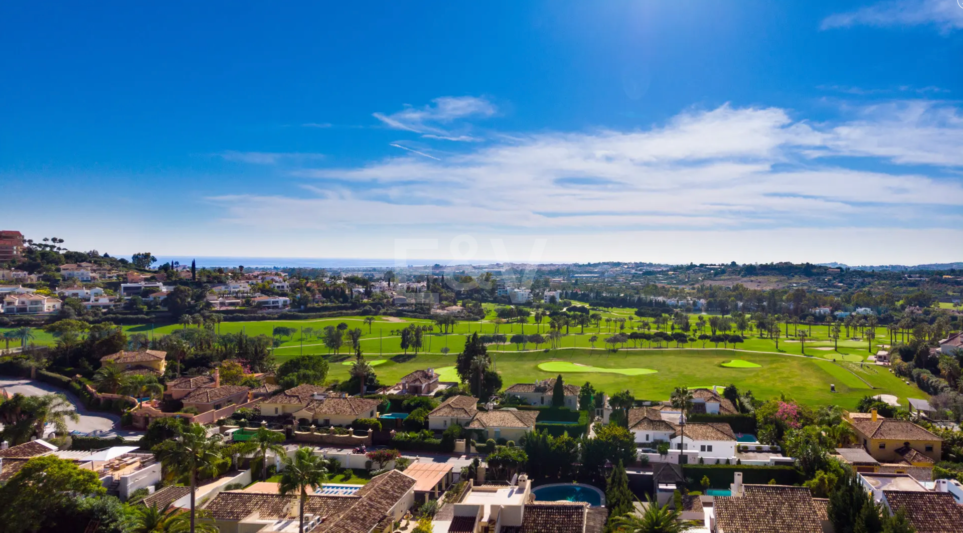 Oszałamiająca willa z panoramicznym widokiem na Los Naranjos Golf area