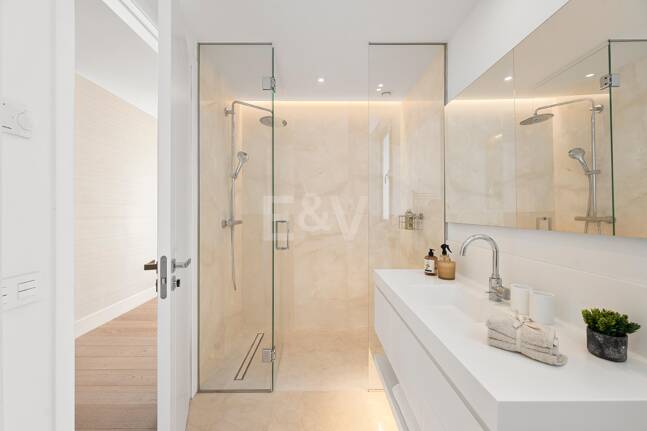 Oszałamiająca willa z panoramicznym widokiem na Los Naranjos Golf area