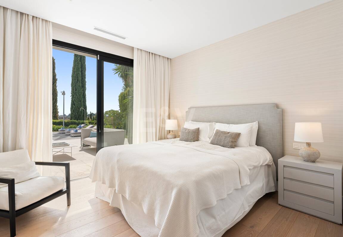 Oszałamiająca willa z panoramicznym widokiem na Los Naranjos Golf area