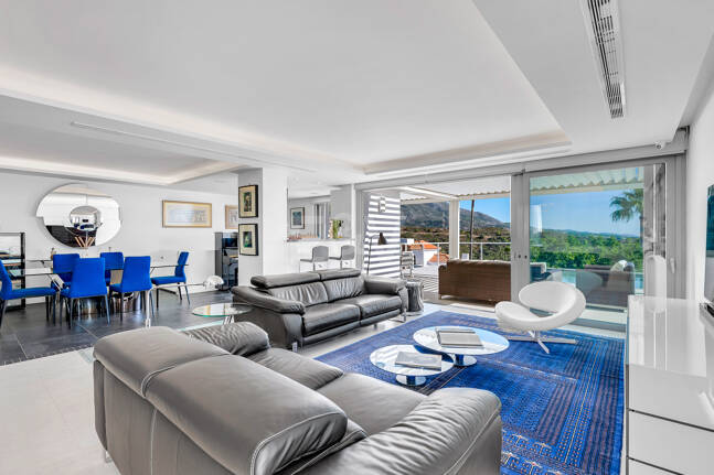 Contemporary Luxury Villa with Sea and Mountain Views